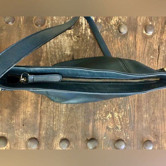 Coach Vintage Monterey Hobo Black Leather Bucket Bag - Picture 13 of 13